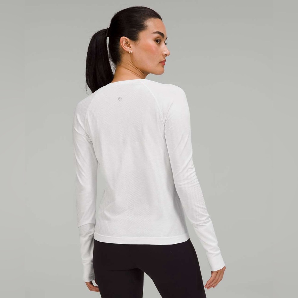 lululemon athletica White Long-Sleeve Slim Performance Tee - Picture 2 of 10